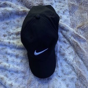 Nike baseball cap black